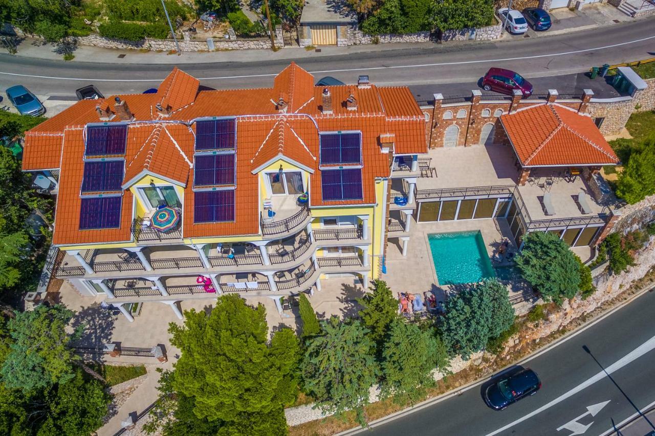 Palace Paulina Luxury Residence 노비비노돌스키 외부 사진