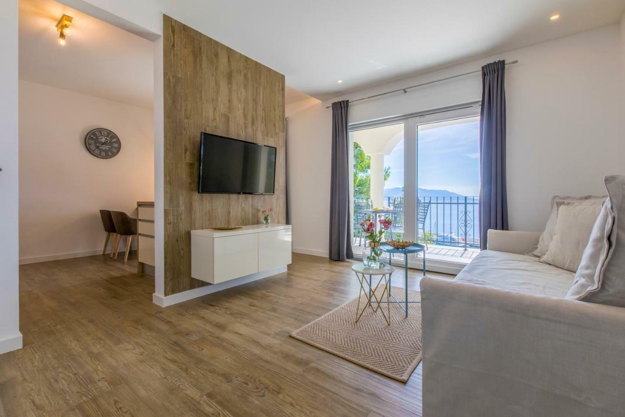 Palace Paulina Luxury Residence 노비비노돌스키 외부 사진